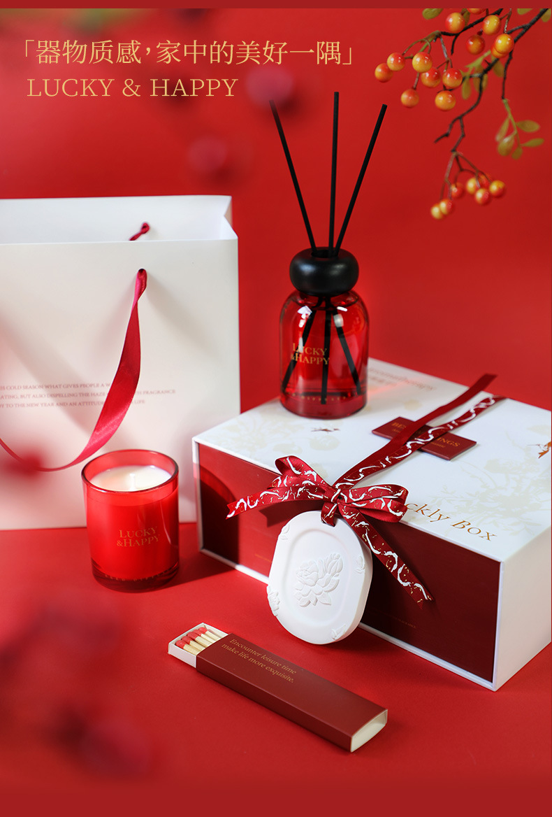 กล่องของขวัญเทียนหอม ชุดน้ำมัน - Scented Candle Set บทวิจารณ์และราคา