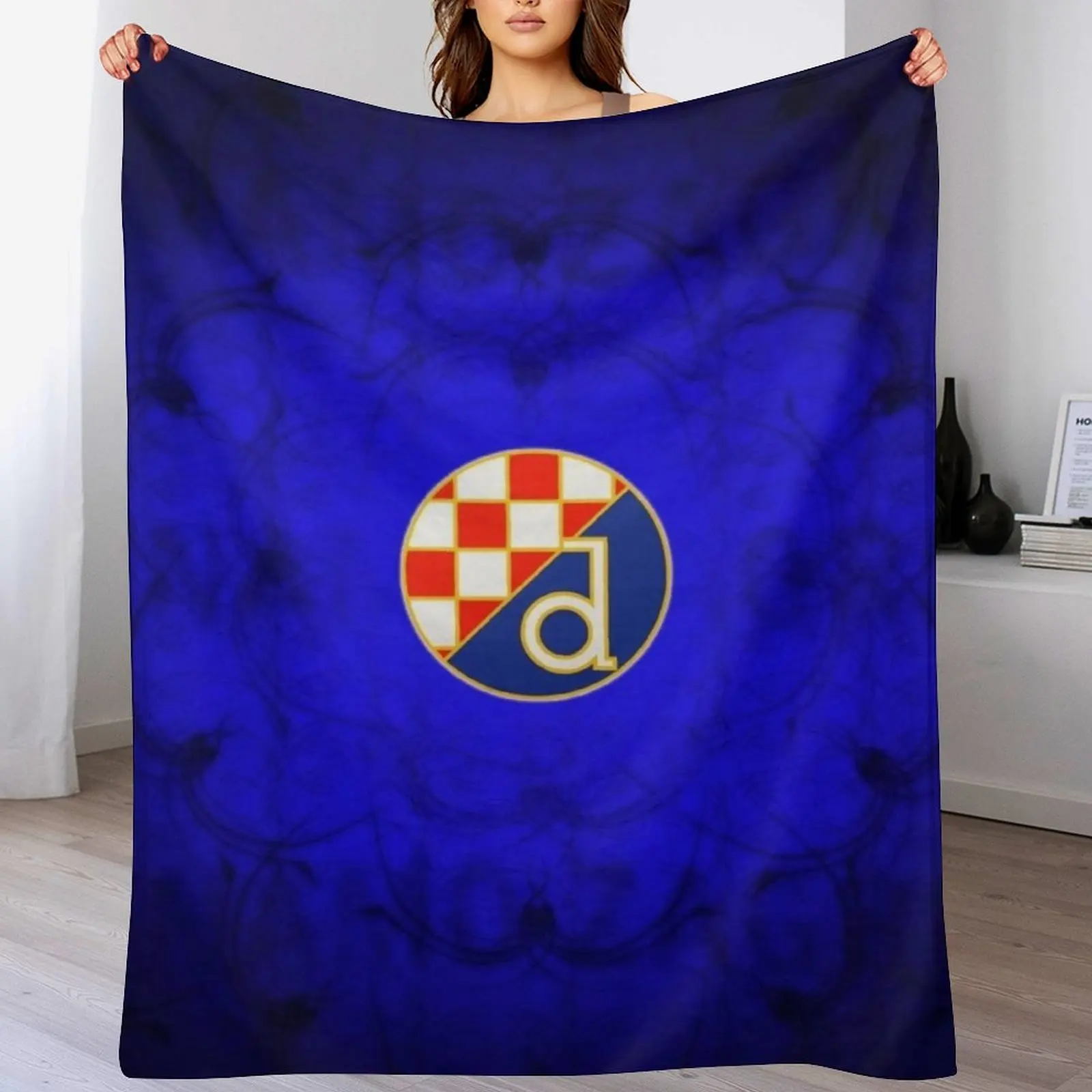 ผ้าห่ม GNK Dinamo Zagreb ขนาดใ - Home Decor Zagreb บทวิจารณ์และราคา