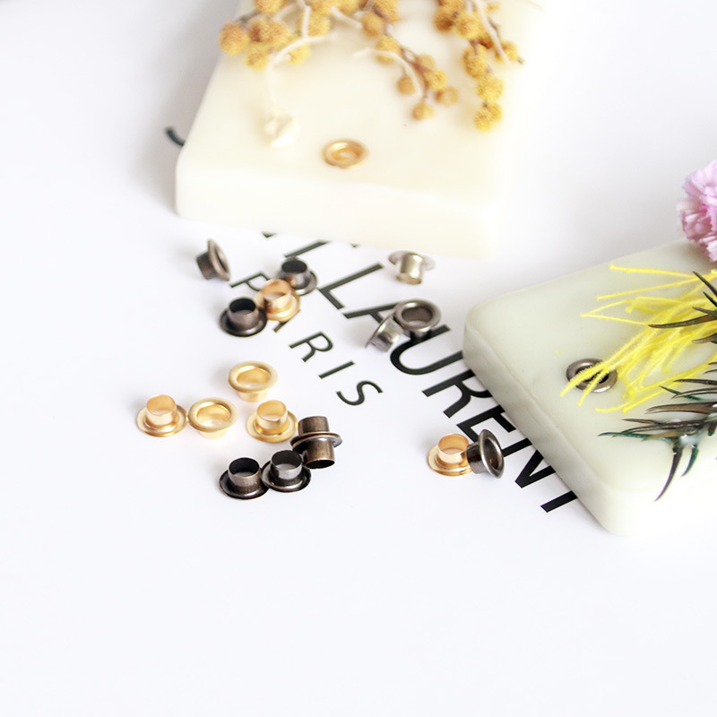 เทียนขี้ผึ้ง Buttonhole ชุด 5  - Scented Candle Set บทวิจารณ์และราคา